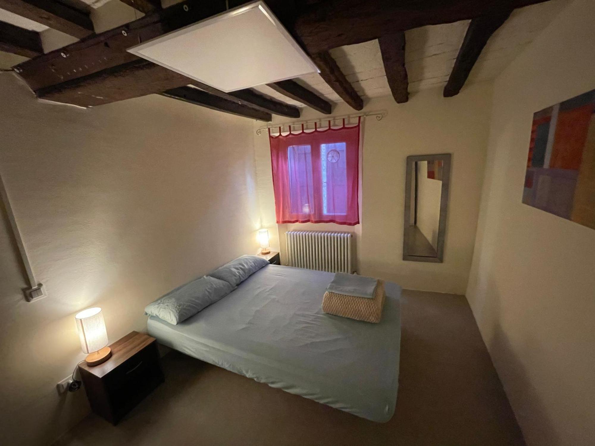 Attic In The Old Town Módena Exterior foto